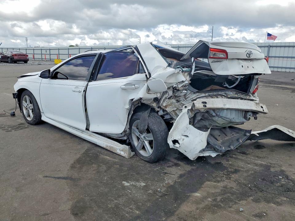 53608206 :رقم المزاد ، 4T1BF1FK3CU542398 vin ، 2012 Toyota Camry مزاد بيع