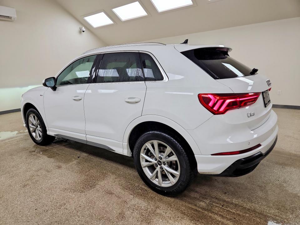 52585906 :رقم المزاد ، WA1DECF35S1015302 vin ، 2025 Audi Q3 مزاد بيع