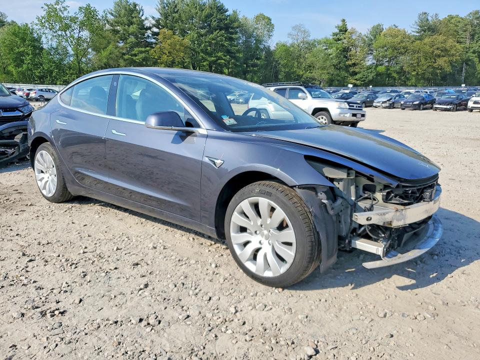 54216626 :رقم المزاد ، 5YJ3E1EA2JF059592 vin ، 2018 Tesla Model 3 مزاد بيع