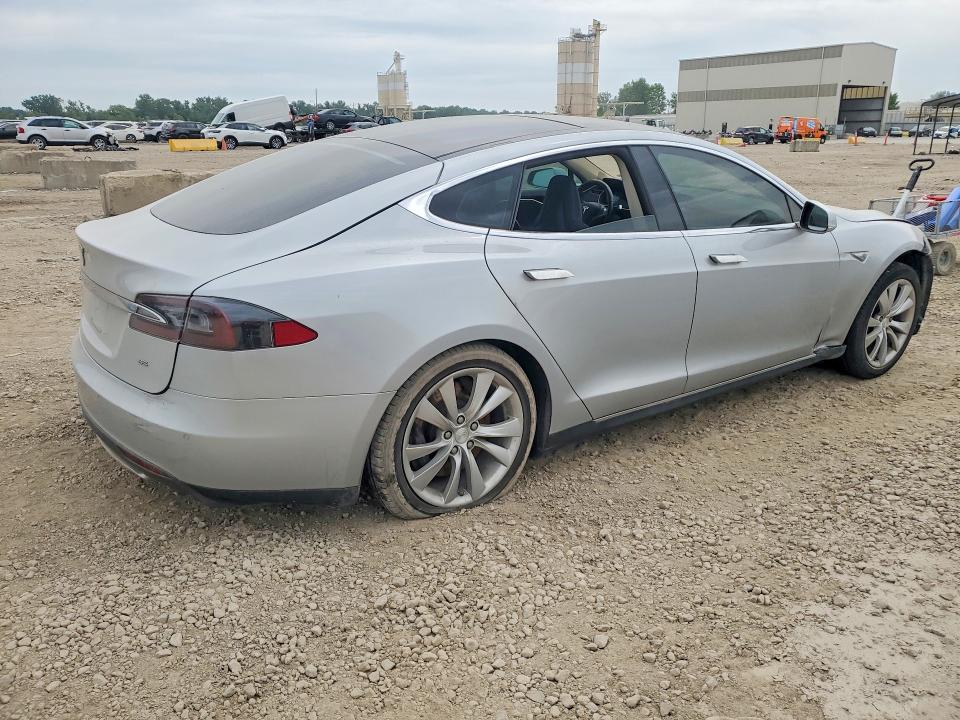 2014 Tesla Model S მანქანა იყიდება აუქციონზე, vin: 5YJSA1H18EFP45077, აუქციონის ნომერი: 55179076