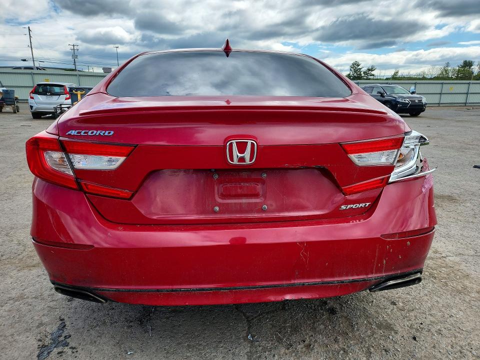 53911436 :رقم المزاد ، 1HGCV1F35JA073626 vin ، 2018 Honda Accord مزاد بيع