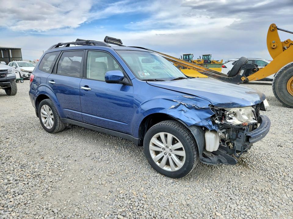 52228336 :رقم المزاد ، JF2SHADC5DH425895 vin ، 2013 Subaru Forester مزاد بيع