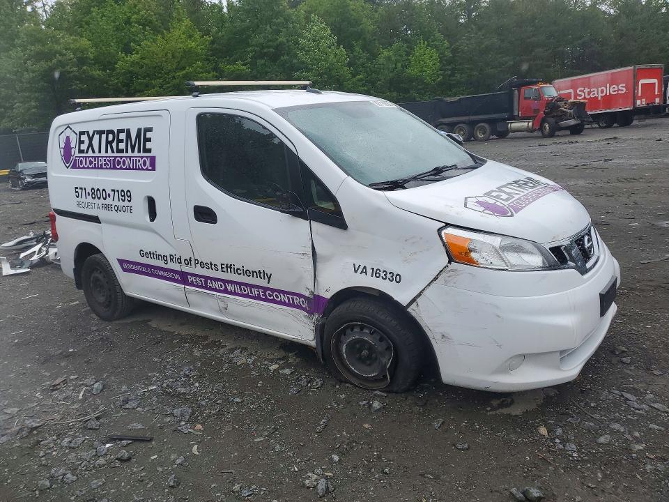 52713736 :رقم المزاد ، 3N6CM0KN7HK705597 vin ، 2017 Nissan Nv200 مزاد بيع