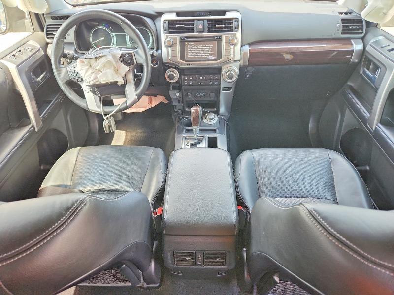 53890886 :رقم المزاد ، JTEBU5JR8J5569721 vin ، 2018 Toyota 4runner مزاد بيع