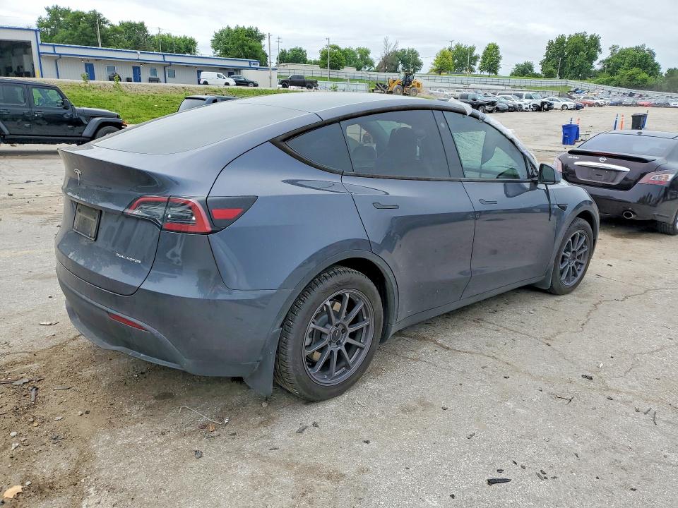 Продажа на аукционе авто 2023 Tesla Model Y, vin: 7SAYGDEE6PF751807, номер лота: 54402316