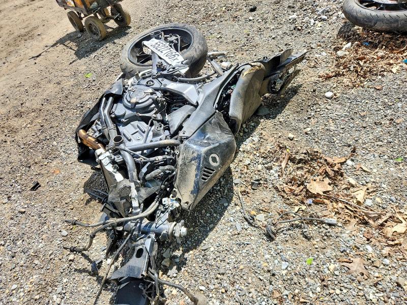 55222166 :رقم المزاد ، JYARM38E9NA004431 vin ، 2022 Yamaha Yzfr7 مزاد بيع