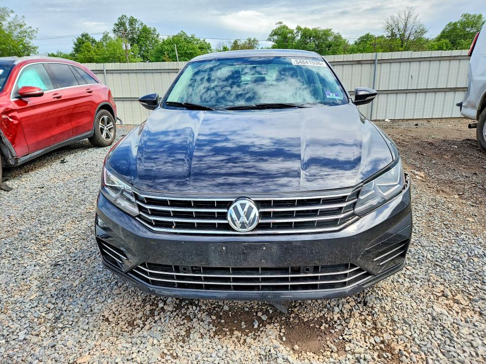 Продажа на аукционе авто 2017 Volkswagen Passat, vin: 1VWDT7A35HC045520, номер лота: 54841536