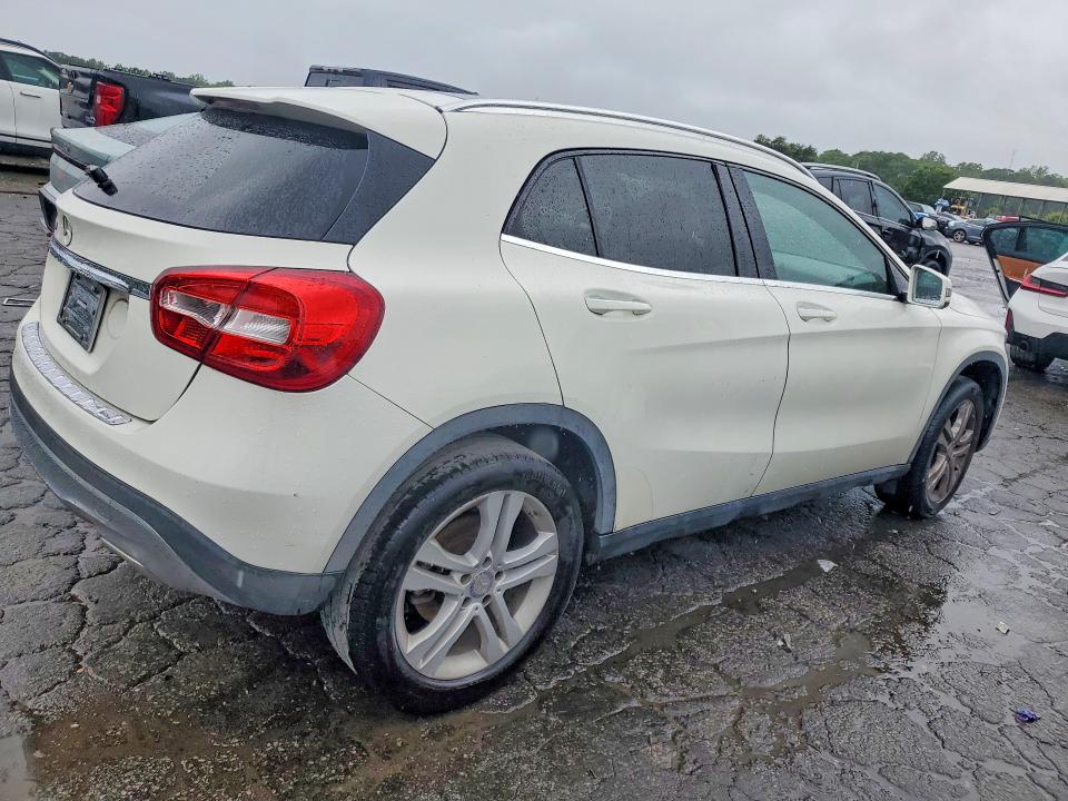 52587556 :رقم المزاد ، WDCTG4EB5GJ205645 vin ، 2016 Mercedes-benz Gla مزاد بيع
