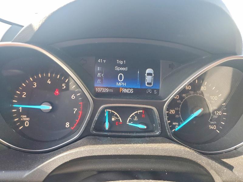 Продажа на аукционе авто 2017 Ford Escape, vin: 1FMCU9GD6HUB01638, номер лота: 52340776
