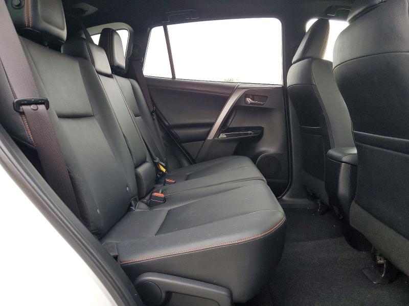 Aukcja sprzedaży 2017 Toyota Rav4, vin: JTMJFREV7HD206688, numer aukcji: 52379056