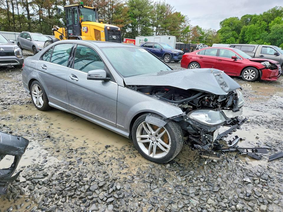 Продажа на аукционе авто 2014 Mercedes-benz C, vin: WDDGF8AB1EA960253, номер лота: 54671736