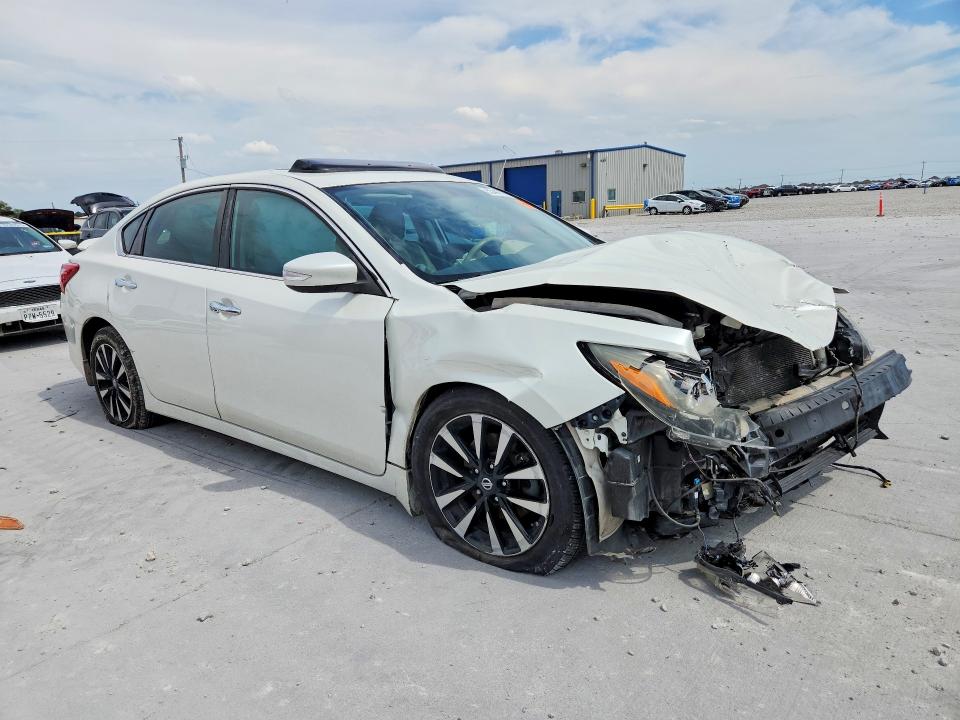 55447726 :رقم المزاد ، 1N4AL3APXHC493968 vin ، 2017 Nissan Altima مزاد بيع