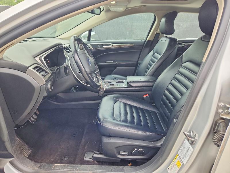 52433316 :رقم المزاد ، 3FA6P0CDXKR141798 vin ، 2019 Ford Fusion مزاد بيع