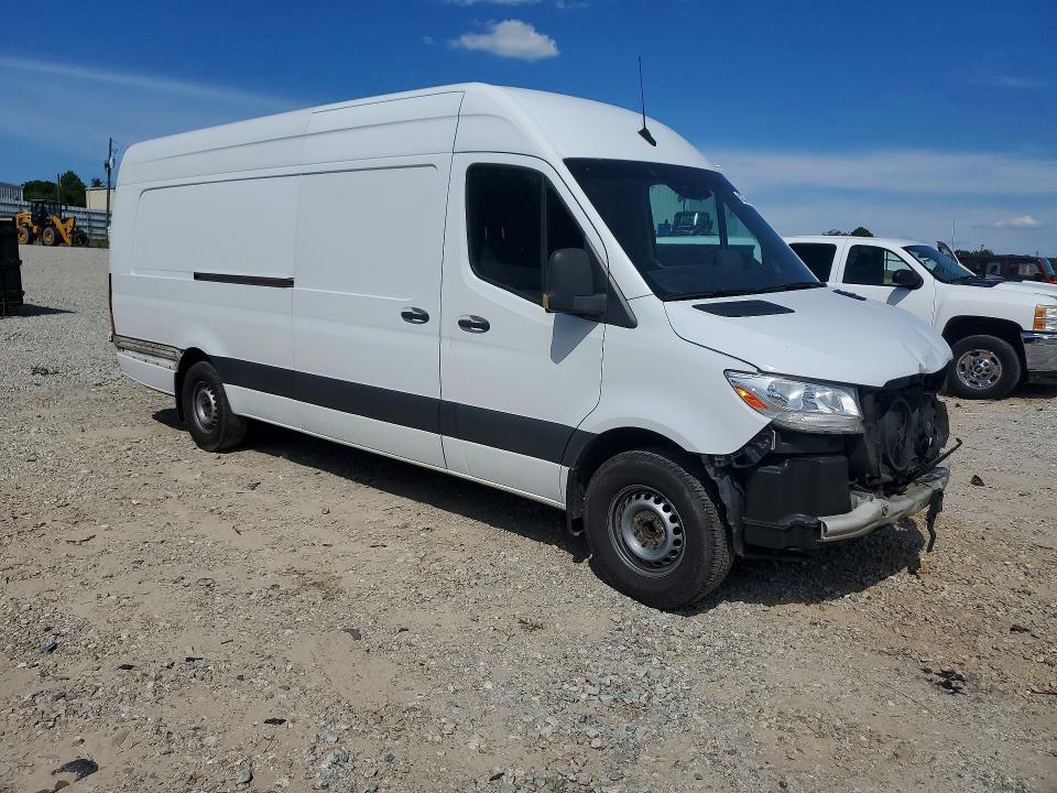 52354456 :رقم المزاد ، W1W4DDHYXLT043632 vin ، 2020 Mercedes Benz Sprinter مزاد بيع