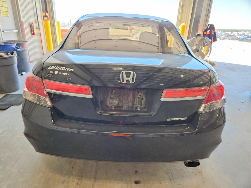 2011 Honda Accord მანქანა იყიდება აუქციონზე, vin: 1HGCP2F60BA138877, აუქციონის ნომერი: 52307306