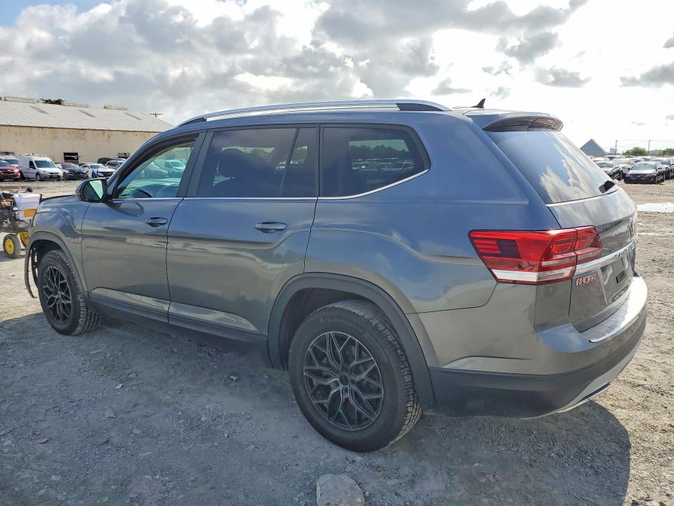 54629246 :رقم المزاد ، 1V2AR2CA7JC555889 vin ، 2018 Volkswagen Atlas مزاد بيع