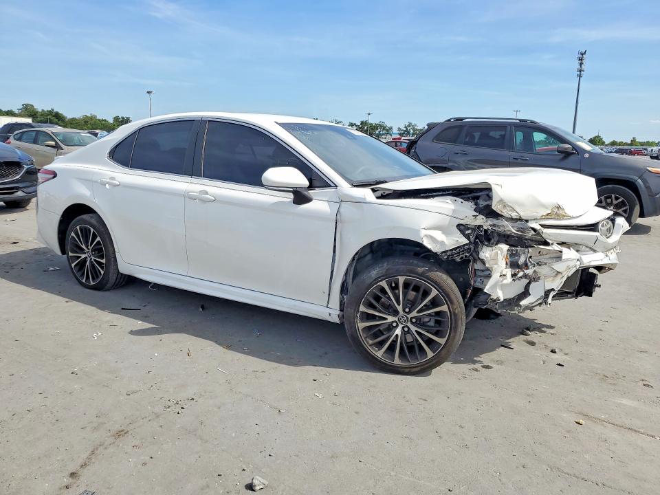 Продаж на аукціоні авто 2018 Toyota Camry, vin: 4T1B11HK8JU556421, номер лоту: 52516626
