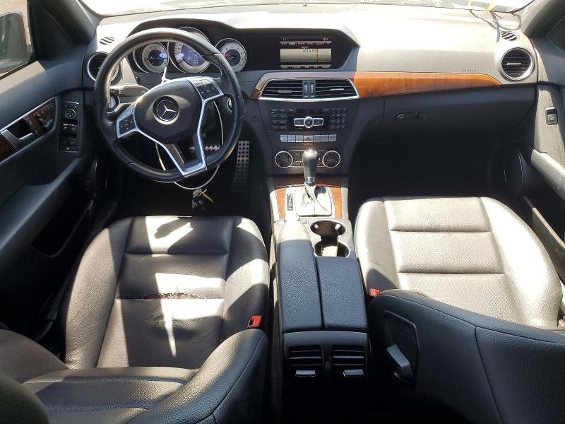 2014 Mercedes-benz C მანქანა იყიდება აუქციონზე, vin: WDDGF4HB9EA943800, აუქციონის ნომერი: 52460926