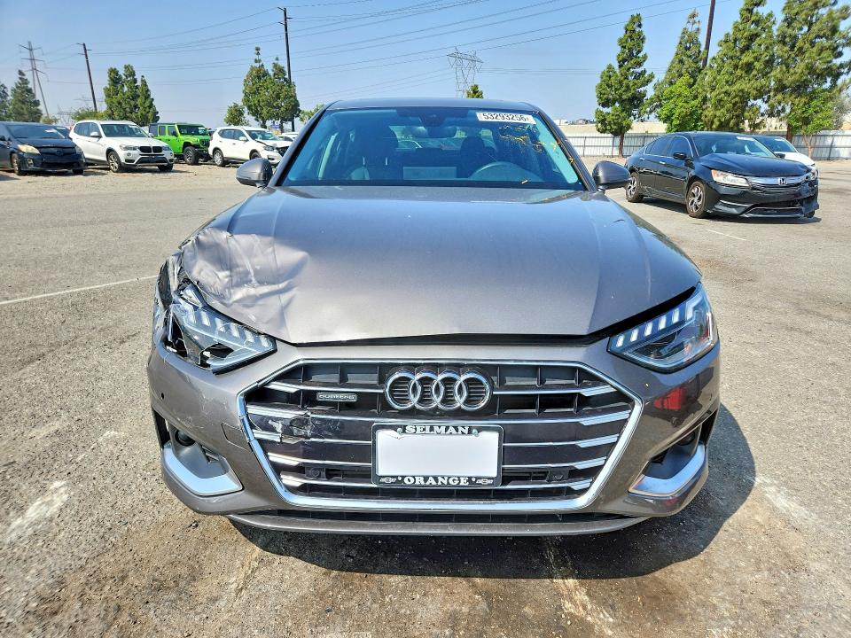Продаж на аукціоні авто 2022 Audi A4, vin: WAUBBAF41NA041643, номер лоту: 53293256