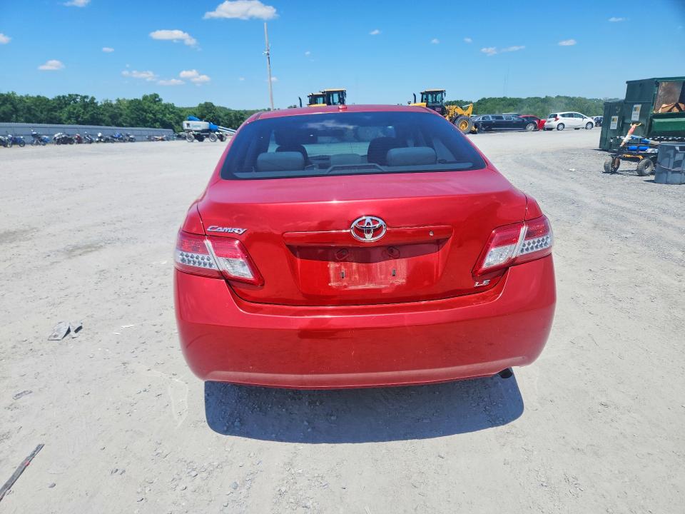 52871216 :رقم المزاد ، 4T4BF3EK7BR211745 vin ، 2011 Toyota Camry مزاد بيع