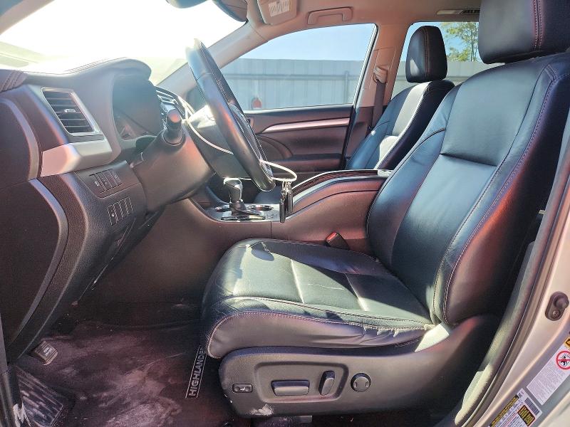 Продажа на аукционе авто 2018 Toyota Highlander, vin: 5TDKZRFH3JS544510, номер лота: 53692766