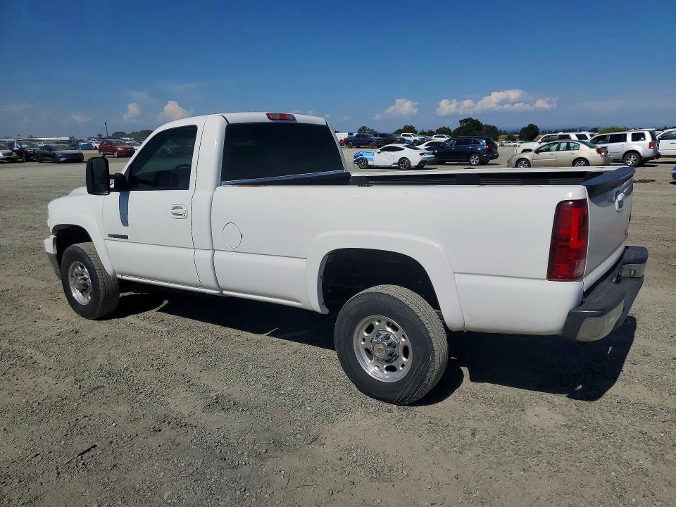 Auction sale of the 2002 Chevrolet Silverado, vin: 1GBHC24U32Z243095, lot number: 55065896
