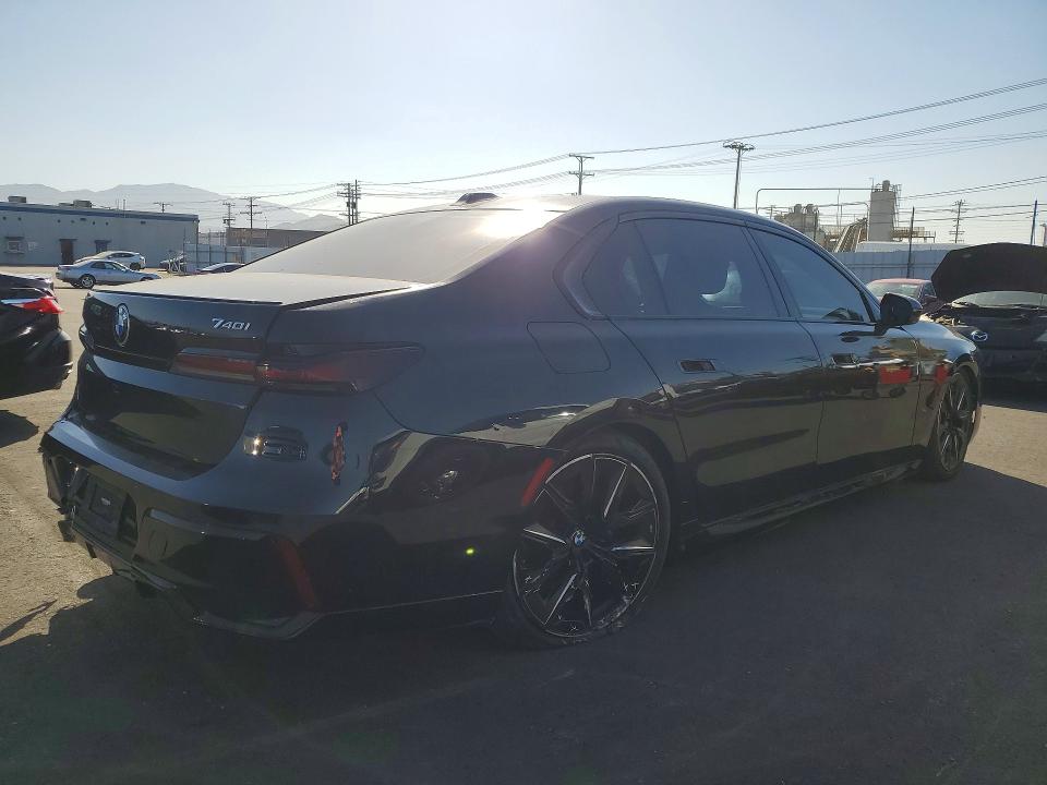 54684286 :رقم المزاد ، WBA23EH0XPCM41416 vin ، 2023 Bmw 7 Series مزاد بيع
