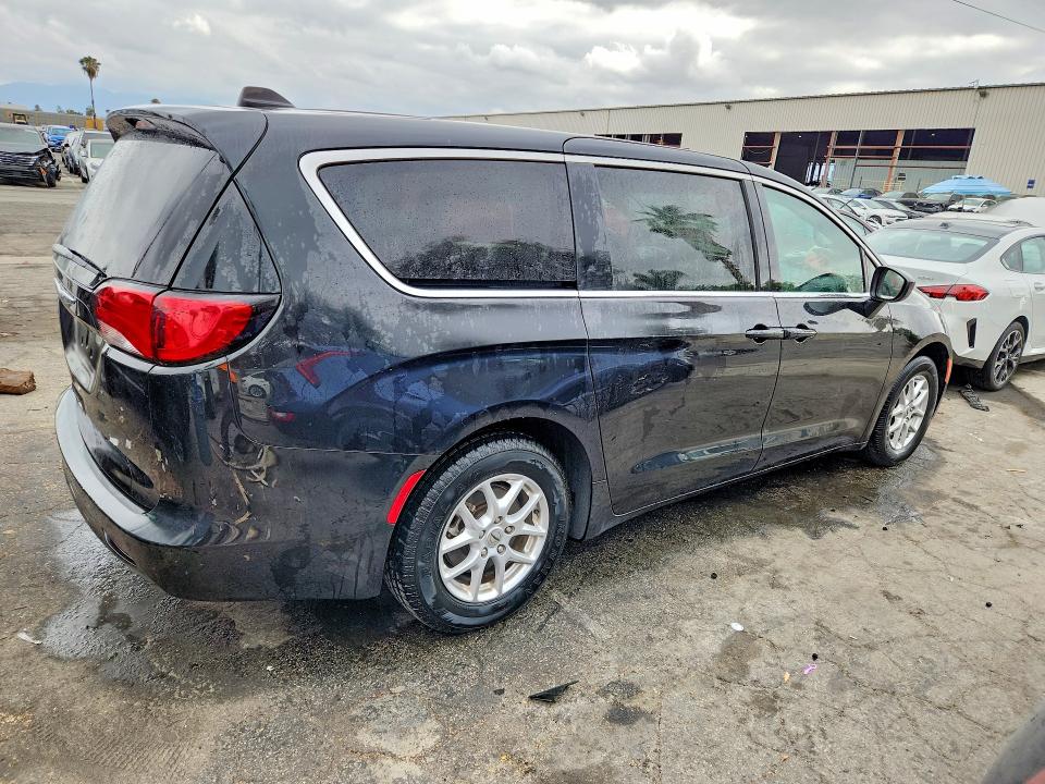 2023 Chrysler Voyager მანქანა იყიდება აუქციონზე, vin: 2C4RC1CGXPR524771, აუქციონის ნომერი: 54793426