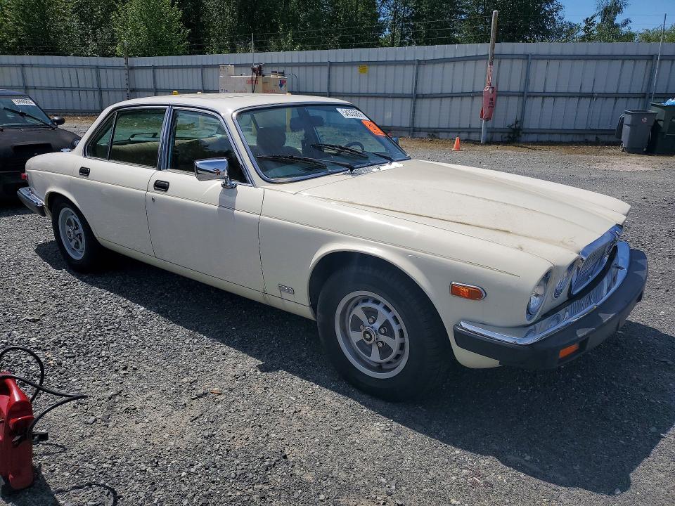 1987 Jaguar Xj6 მანქანა იყიდება აუქციონზე, vin: SAJAV1344HC473003, აუქციონის ნომერი: 54355856