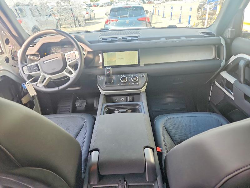 52356946 :رقم المزاد ، SALEJ7EX1P2239436 vin ، 2023 Land Rover Defender مزاد بيع
