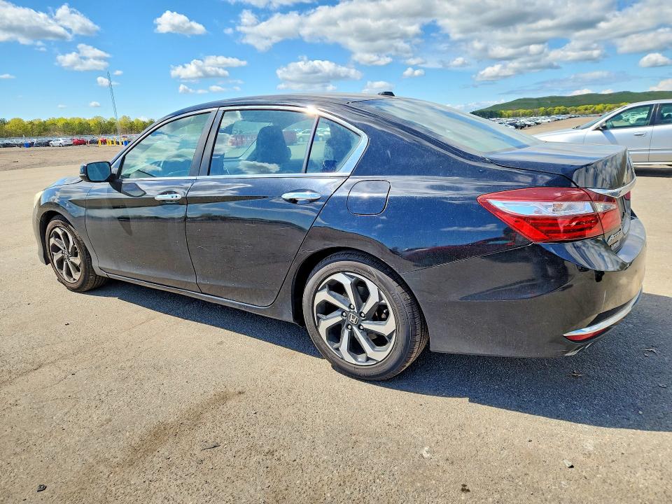 Продажа на аукционе авто 2016 Honda Accord, vin: 1HGCR2F88GA142632, номер лота: 54062856