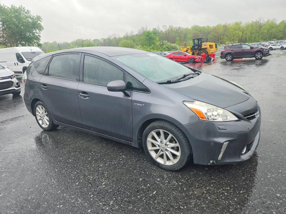 52553556 :رقم المزاد ، JTDZN3EU0E3335271 vin ، 2014 Toyota Prius مزاد بيع