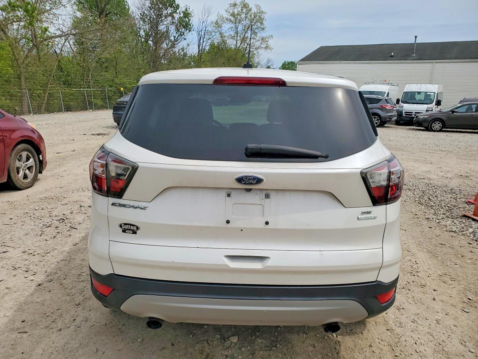 Продажа на аукционе авто 2017 Ford Escape, vin: 1FMCU0GD9HUB26948, номер лота: 54042866