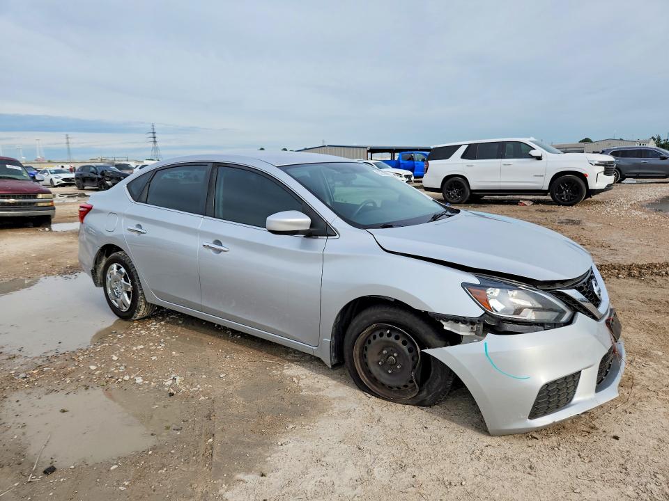 Продажа на аукционе авто 2017 Nissan Sentra, vin: 3N1AB7AP2HY274100, номер лота: 53759676
