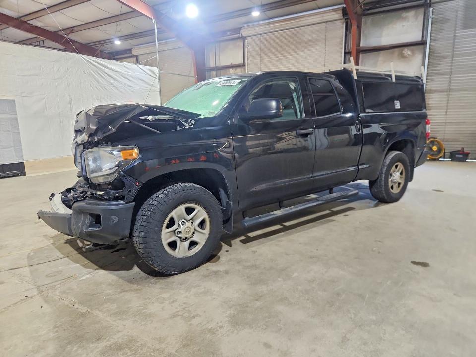 54306716 :رقم المزاد ، 5TFUM5F19KX081996 vin ، 2019 Toyota Tundra مزاد بيع