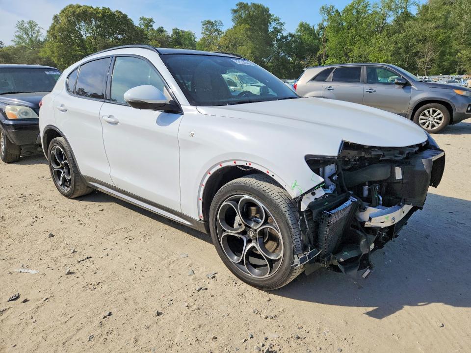 Aukcja sprzedaży 2023 Alfa Romeo Stelvio, vin: ZASPAKBN3P7D58962, numer aukcji: 52639346
