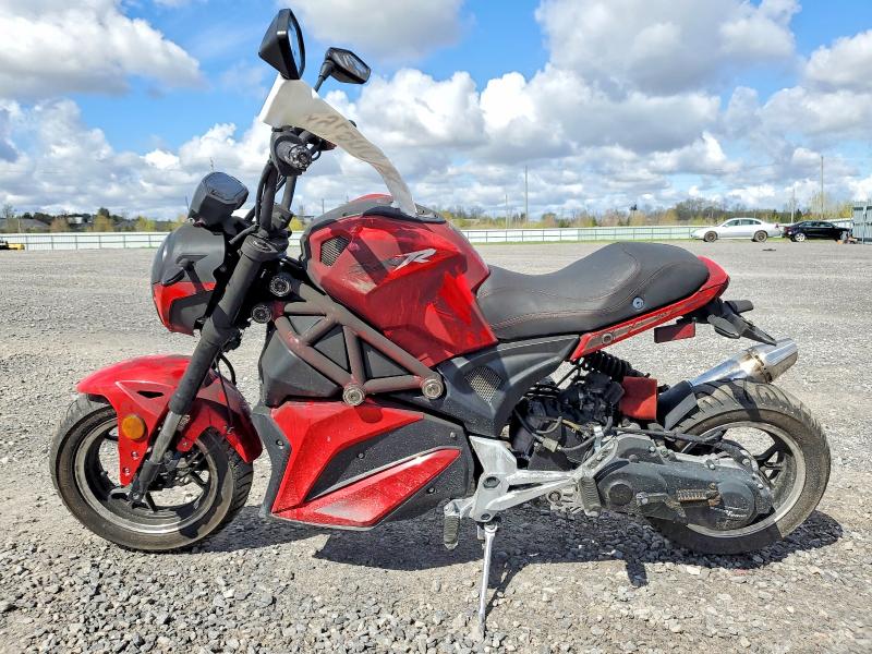 52800616 :رقم المزاد ، LXDTCARD3L1095703 vin ، 2020 Cf Moto Scooter مزاد بيع