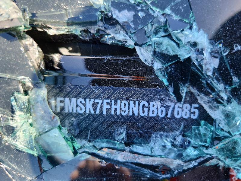 Продажа на аукционе авто 2022 Ford Explorer, vin: 1FMSK7FH9NGB67685, номер лота: 53744736