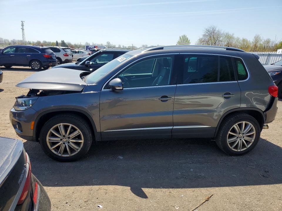 Auction sale of the 2017 Volkswagen Tiguan, vin: WVGMV7AX2HK024268, lot number: 51755086