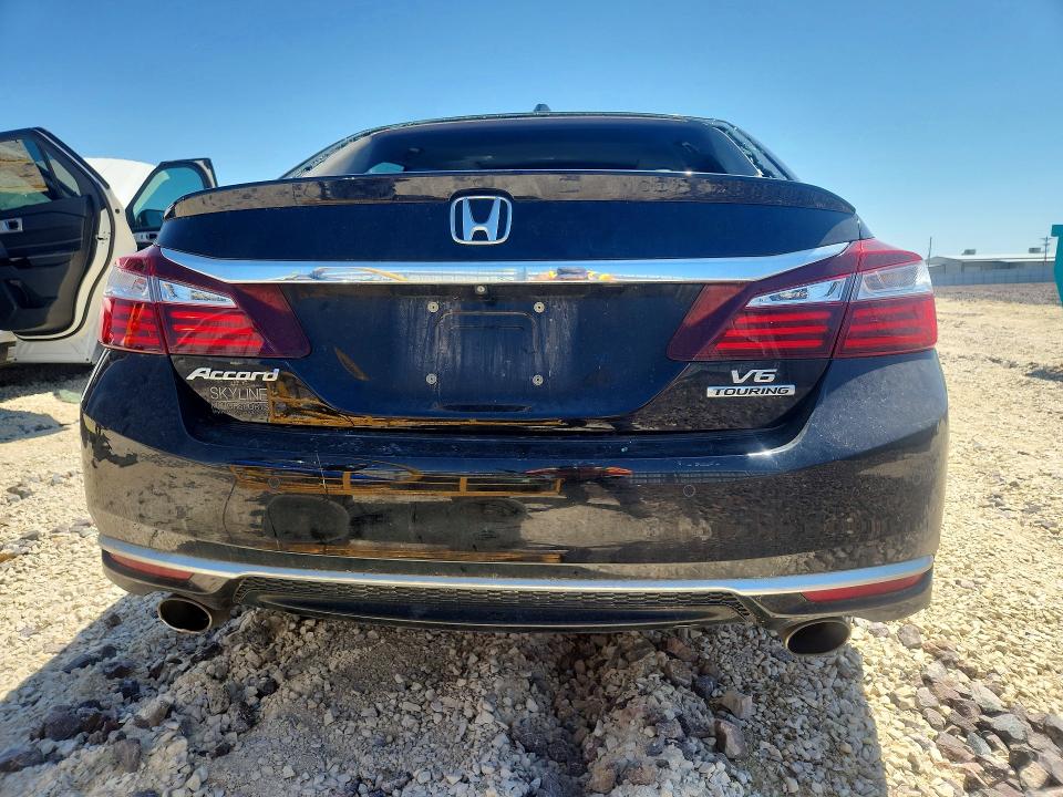 2017 Honda Accord მანქანა იყიდება აუქციონზე, vin: 1HGCR3F90HA008312, აუქციონის ნომერი: 52864306