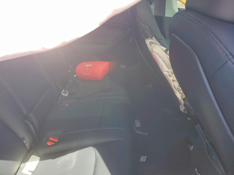 2025 Tesla Model Y მანქანა იყიდება აუქციონზე, vin: 7SAYGDEE1SF307405, აუქციონის ნომერი: 52938386