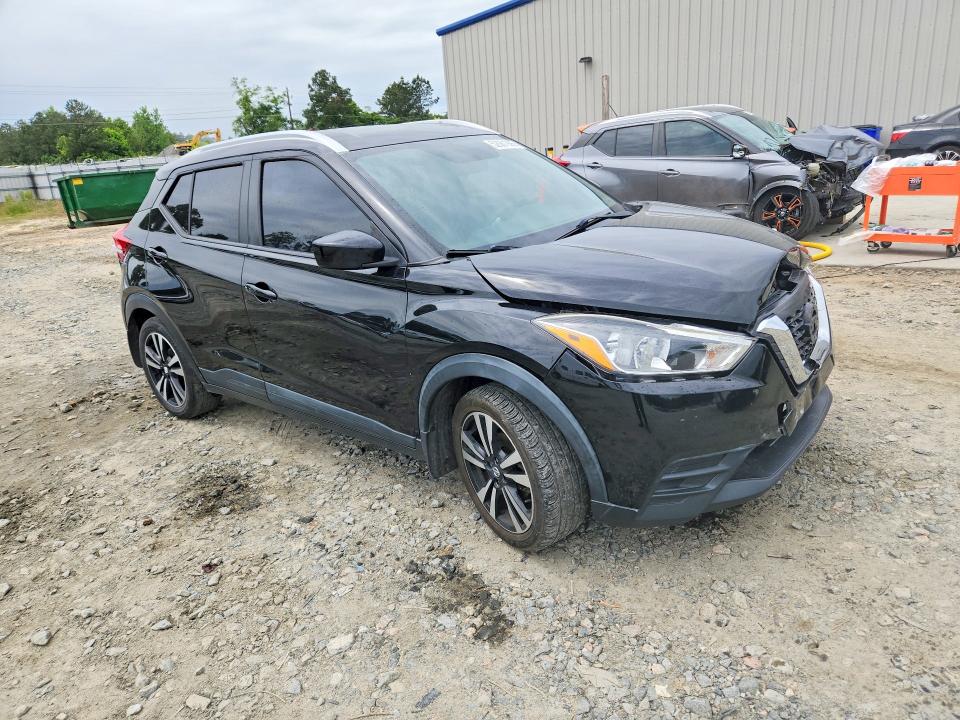 52061926 :رقم المزاد ، 3N1CP5CU8JL545004 vin ، 2018 Nissan Kicks مزاد بيع