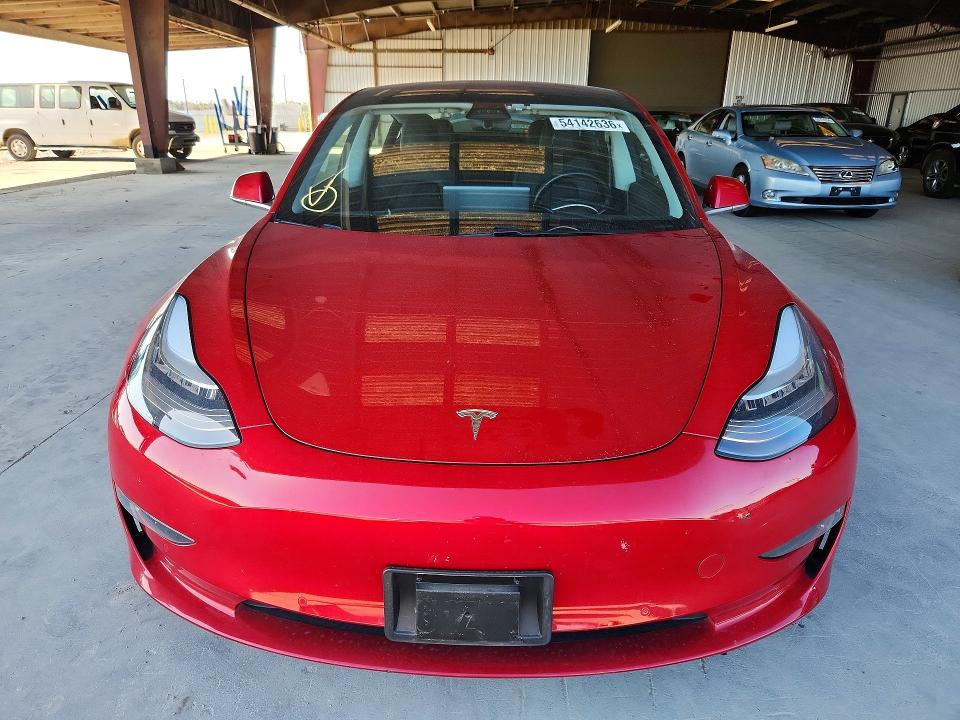 Продажа на аукционе авто 2018 Tesla Model 3, vin: 5YJ3E1EA6JF118210, номер лота: 54142636