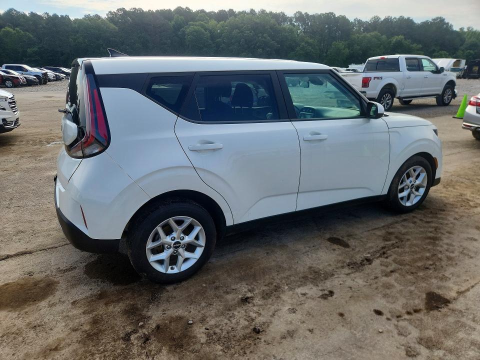 Продаж на аукціоні авто 2023 Kia Soul, vin: KNDJ23AU3P7861837, номер лоту: 53742476