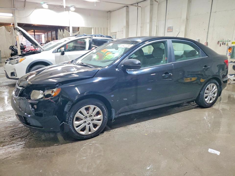2013 Kia Forte მანქანა იყიდება აუქციონზე, vin: KNAFU4A23D5684991, აუქციონის ნომერი: 53420066