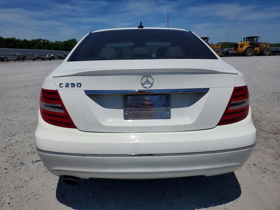 53992786 :رقم المزاد ، WDDGF4HB5DR294741 vin ، 2013 Mercedes-benz C مزاد بيع