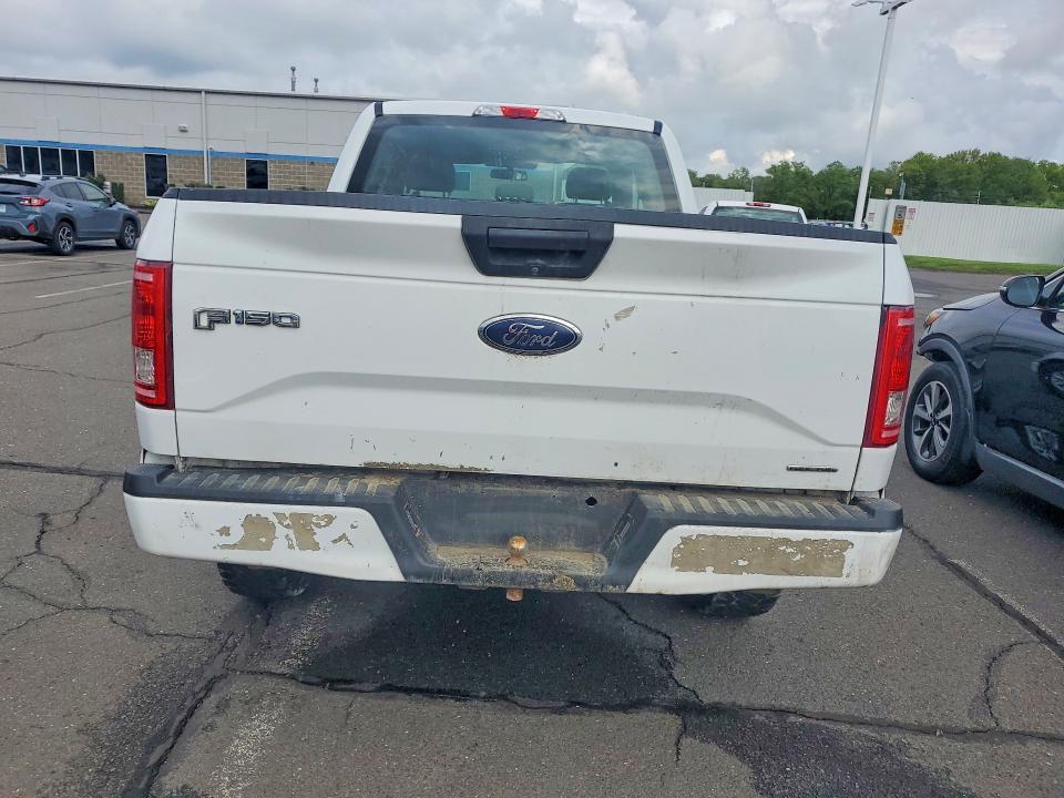 53763466 :رقم المزاد ، 1FTFX1EF0GFD01352 vin ، 2016 Ford F150 مزاد بيع