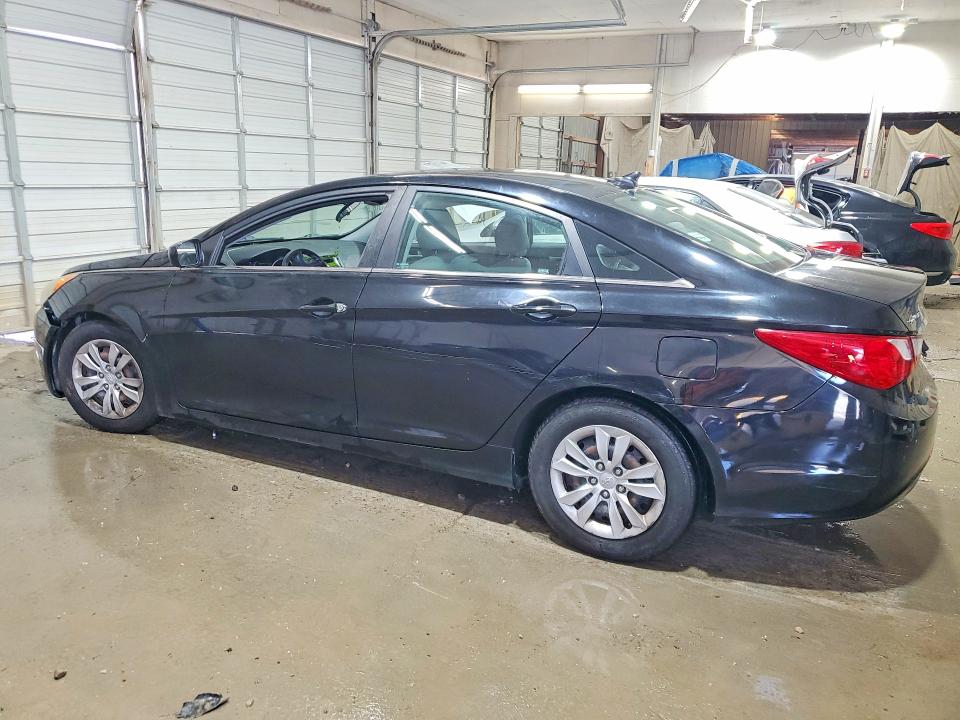 52393316 :رقم المزاد ، 5NPEB4AC8BH210450 vin ، 2011 Hyundai Sonata مزاد بيع