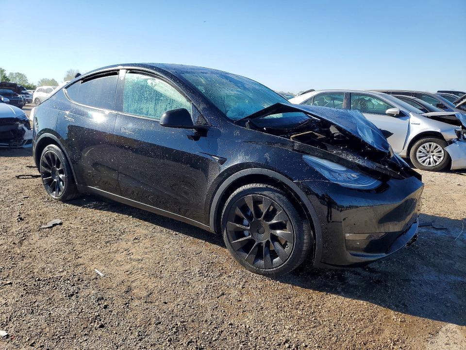 52972296 :رقم المزاد ، 5YJYGDEE6MF107961 vin ، 2021 Tesla Model Y مزاد بيع