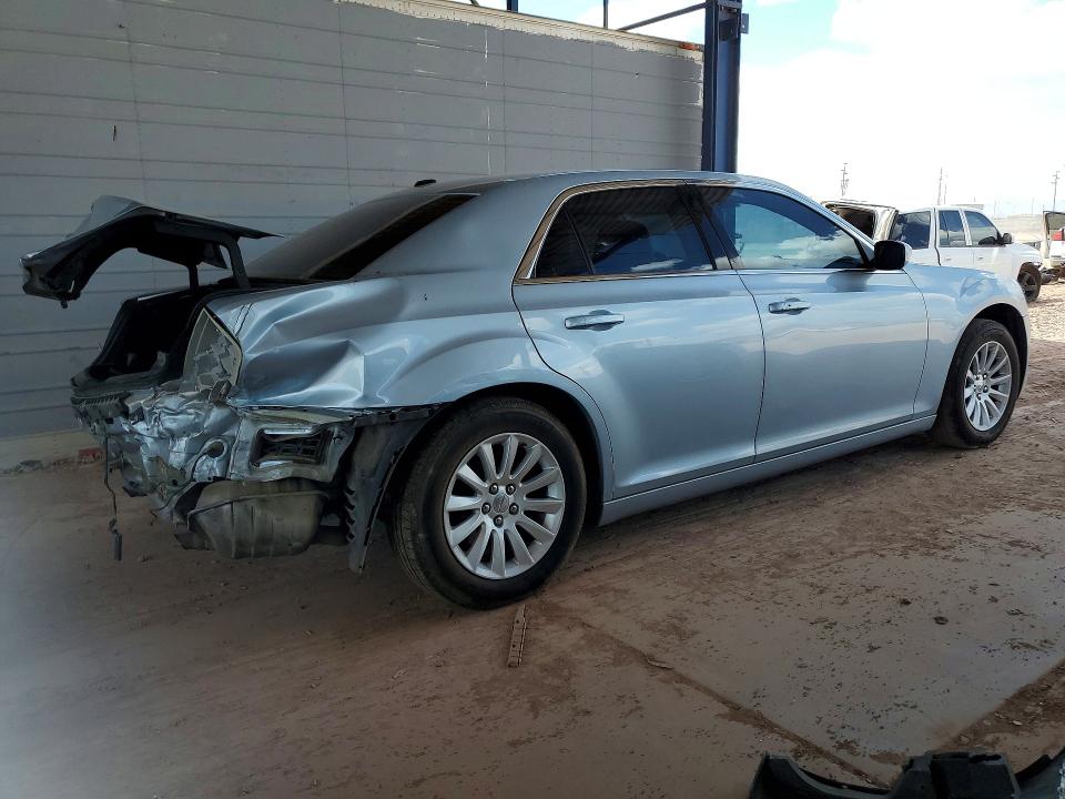 Продажа на аукционе авто 2013 Chrysler 300, vin: 2C3CCAAG1DH658633, номер лота: 52423206